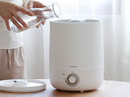 1_2-99 Hình ảnh: Nạp nước từ phía trên