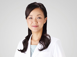 Hình ảnh: Chuyên gia chẩn đoán tóc - Giảng viên được chứng nhận - Giáo sư Motoyama Noriko giám sát